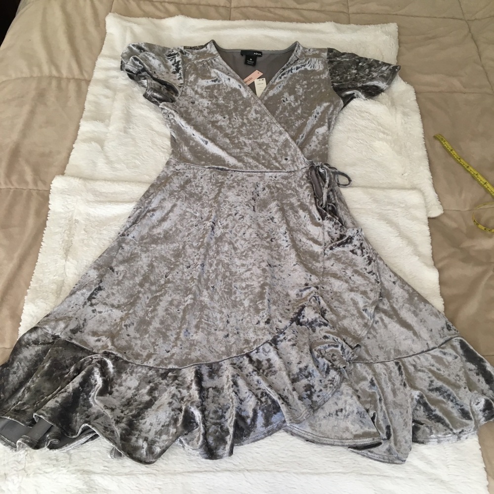 BNWT Aqua Silver crushed velvet faux wrap dress